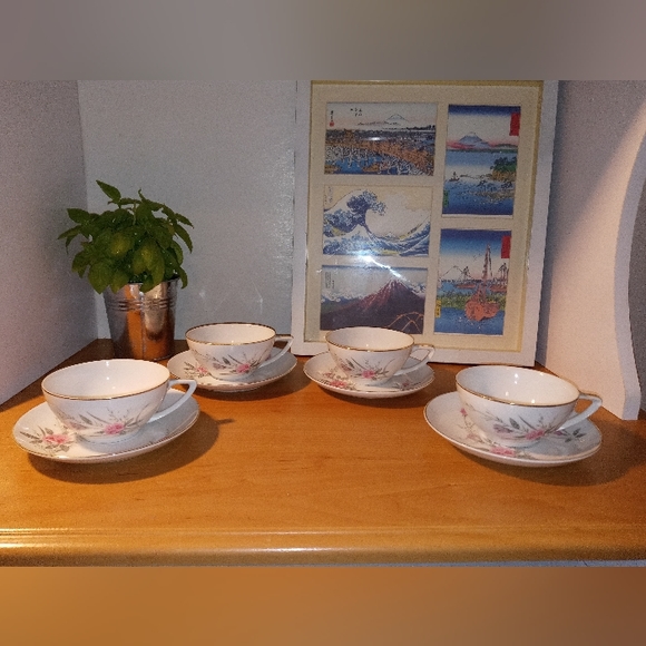 ✧Vintage Golden Rose Tea cups |Pink Rose by Max Schonfeld - Picture 1 of 8